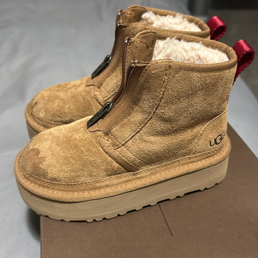 Kids Uggs boots